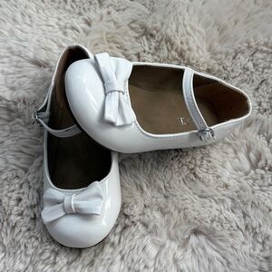 Girls White Elegant Dress Shoes US Size 10